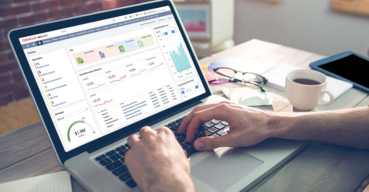 Business dashboard designed following dashboard best practices